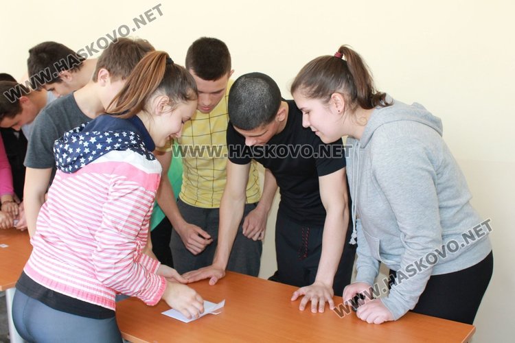 Каравеловци се надпреварваха в &bdquo;Мозъчна атака&ldquo;