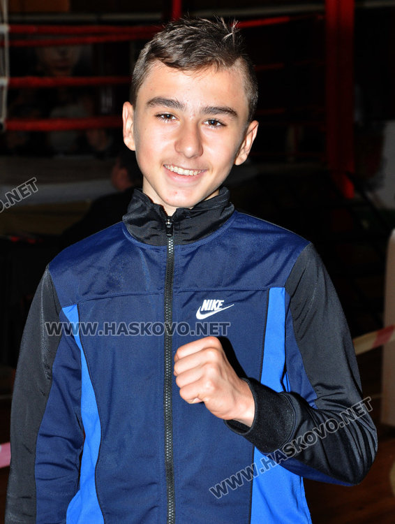 Дениз Илиянов