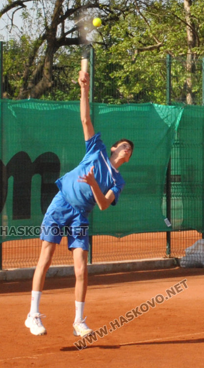 Адриано Дженев ще спори за трофея на Държавния турнир по тенис в Хасково