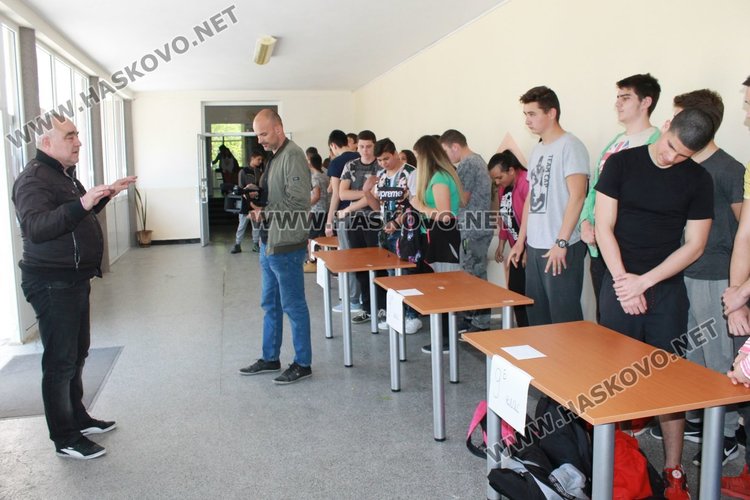 Каравеловци се надпреварваха в &bdquo;Мозъчна атака&ldquo;