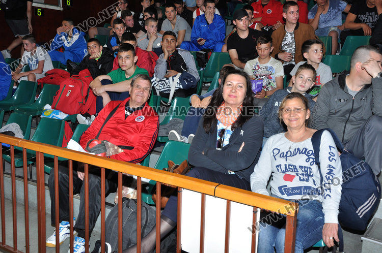 Хасковски боксьор с победа в първия ден на Държавното в „Дружба“