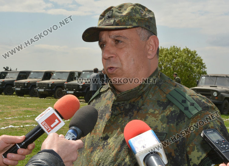 Полк. Мишев