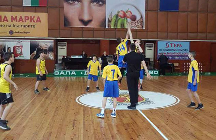 Два отбора на ПМГ отиват на финала на Ученическите игри по баскетбол