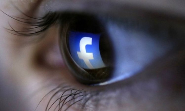 Facebook затяга контрола над личните данни