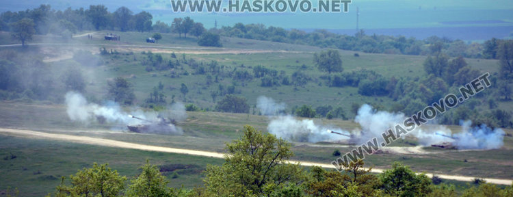 Армията спря вражеска атака по море, изгърмя 45 тона боеприпаси 