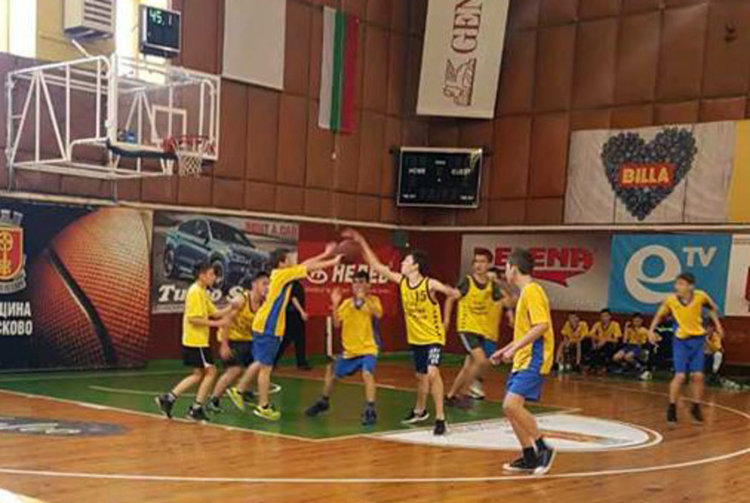 Два отбора на ПМГ отиват на финала на Ученическите игри по баскетбол
