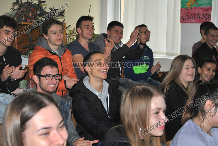 Учредиха награда в ПМГ на името на  ученик от първия випуск