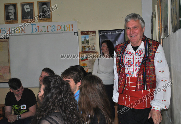 Учредиха награда в ПМГ на името на  ученик от първия випуск