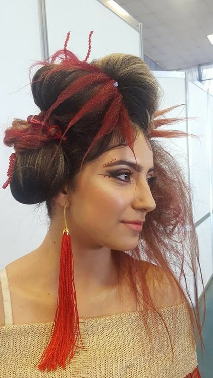 Медали от Панорамата на професионалното образование  за модни таланти от Хасково