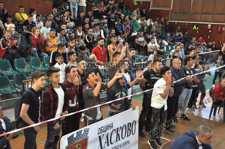 Хасково с шампион при 44 кг. по бокс, Емирджан Мехмед-на финал