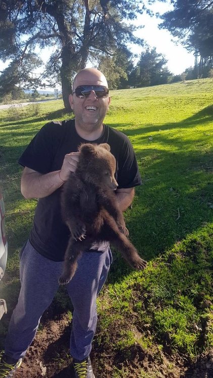 Три бебета мечета са спасени от еколози, майка им за сега не е открита 