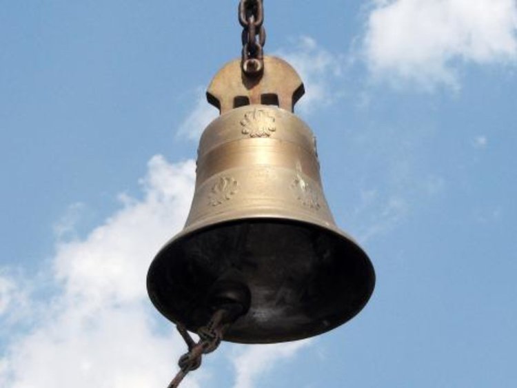 Откраднаха касата с дарения от параклис край Момчиловци