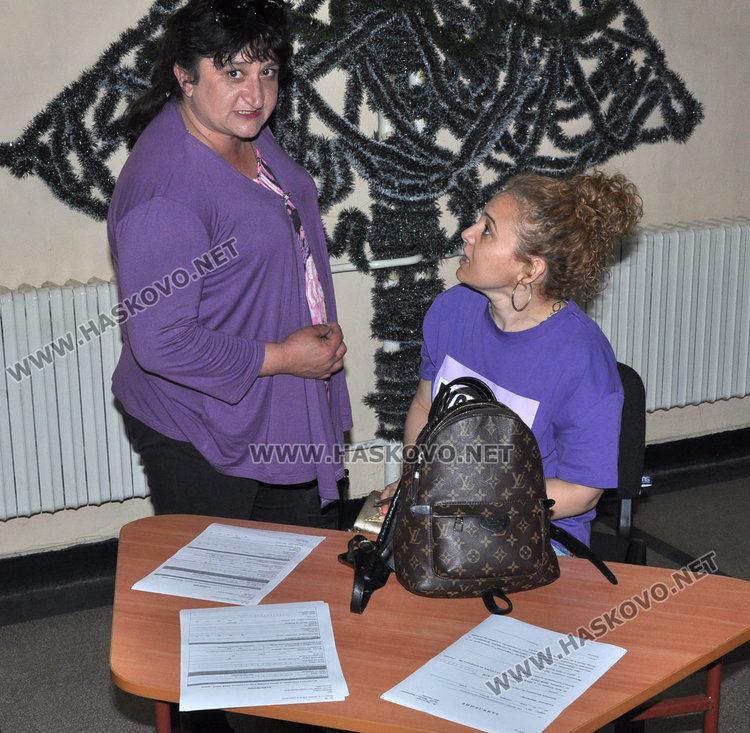 Започна приемът на първолаци в хасковските училища