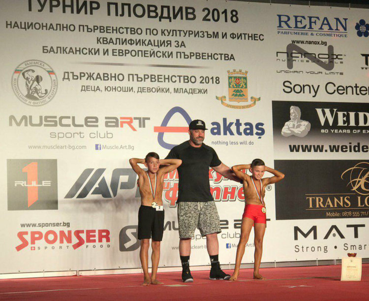 Злато и сребро за хасковски билдъри от Държавното първенство в Пловдив