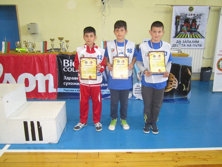 Първомайското приложно колоездене стартира успешно в Републиканския шампионат