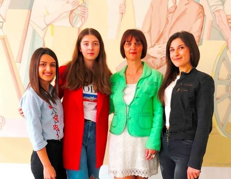 Успехи преди финала,абитуриенти от „Йовков” със студентски книжки