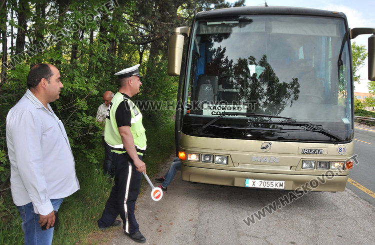 Акция за колани в автобусите след катастрофата на магистралата