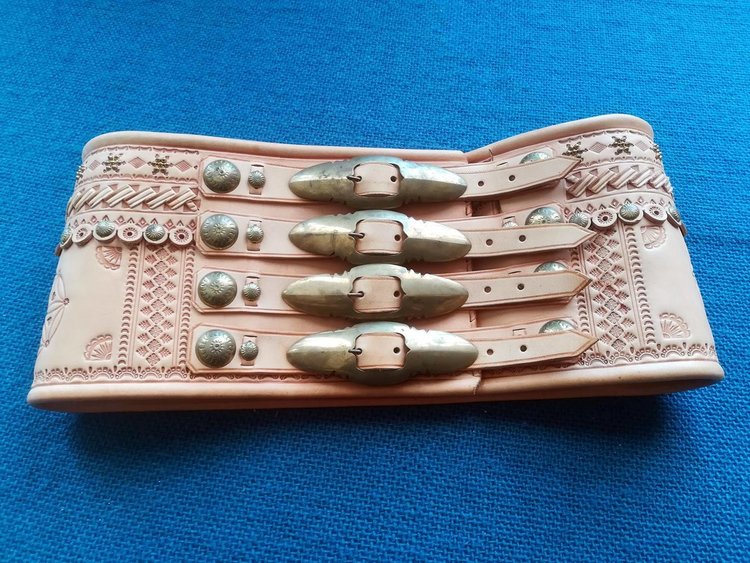 Кожен колан на родопски кехая, част от облеклото на мъжете