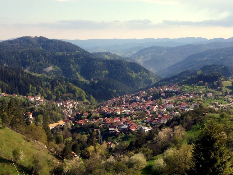 Телевизия от Бразилия снима филм за дълголетници в Момчиловци