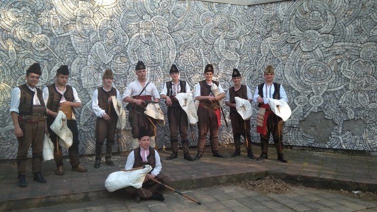 Младежите от „101 каба гайди“ обраха наградите на фестивала „Вълшебни ритми“