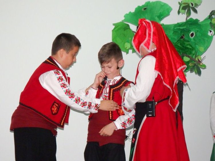 Третокласници от СУ "Любен Каравелов" с дебютна изява в националното радио