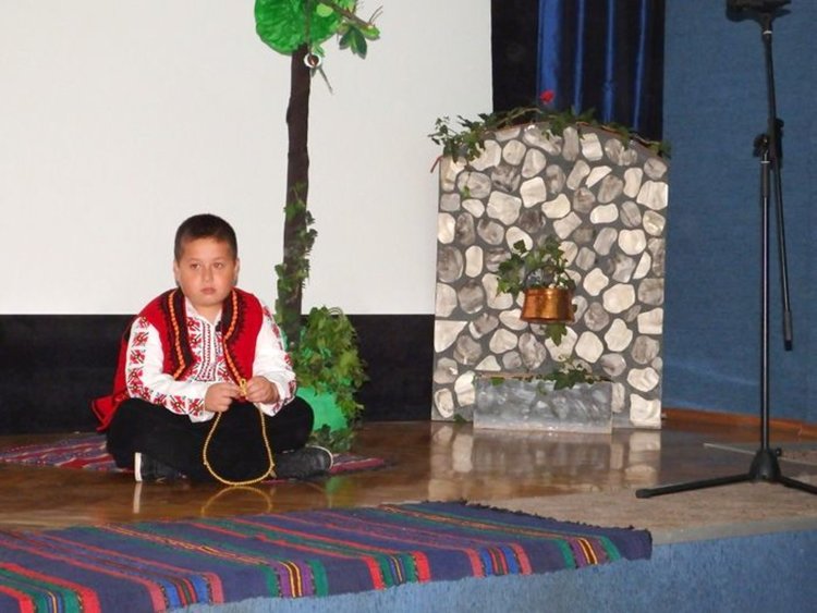 Третокласници от СУ "Любен Каравелов" с дебютна изява в националното радио