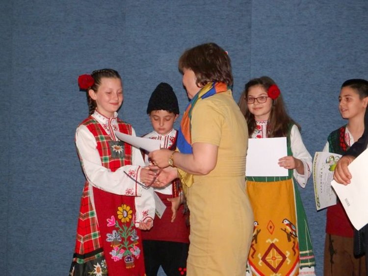 Третокласници от СУ "Любен Каравелов" с дебютна изява в националното радио