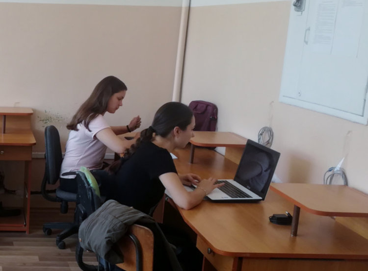 Седмица гимназистите от ПГСС демонстрираха знания и умения по любими учебни предмети и професии