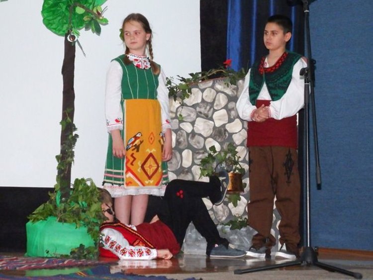 Третокласници от СУ "Любен Каравелов" с дебютна изява в националното радио