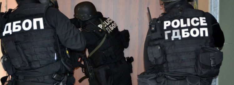 Арести в ДАИ-Благоевград. Транспортните фирми били научени как да влизат