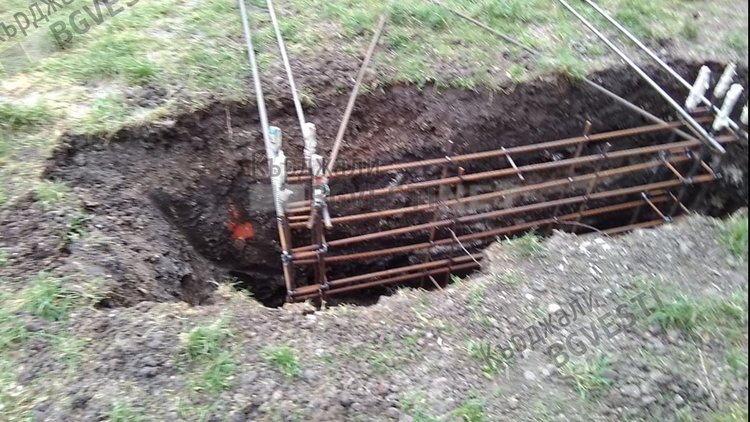 Железа стърчат в Градската градина, майки алармират за необезопасени фундаменти