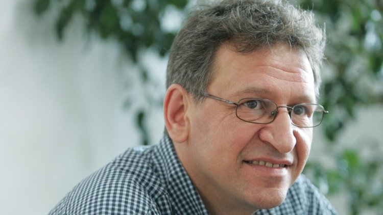 Здравната каса ще плаща за лечението на по-малко болни с Националната здравна карта 