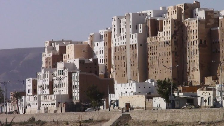 Древните глинени небостъргачи. Манхатън в пустинята