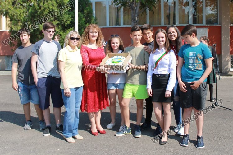 Славейковци почетоха днес своя патрон