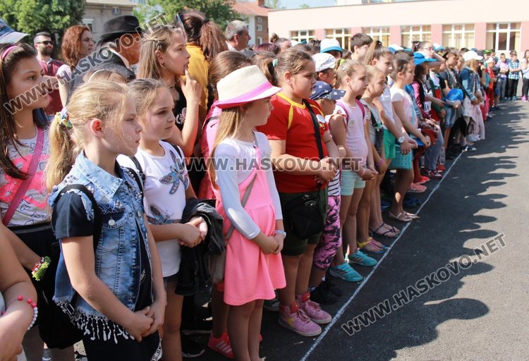 Славейковци почетоха днес своя патрон