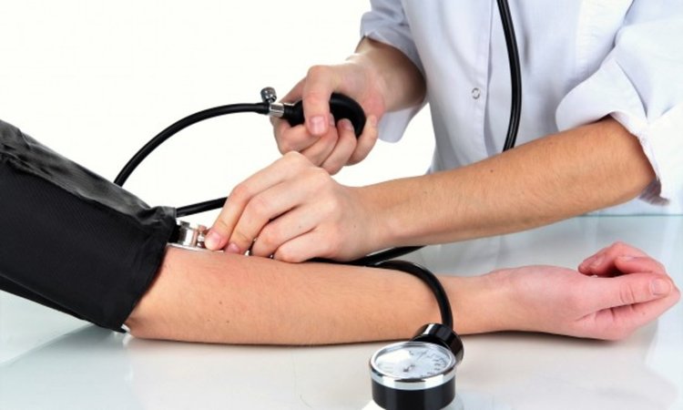 Акция за измерване на кръвното в  Спешно отделение