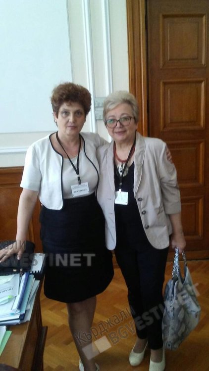 Жени-ГЕРБ от Кърджали гостуваха на Цвета Караянчева в Народното събрание