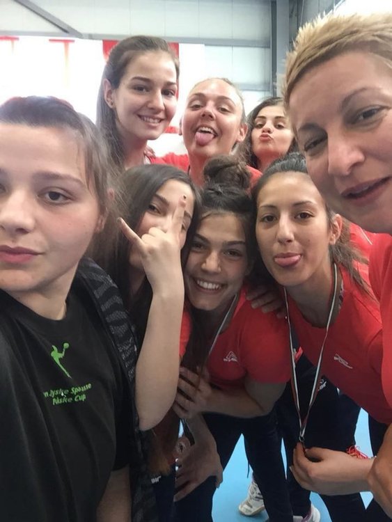 Бронзови медали за хандбалистките на Хасково от Държавното първенство