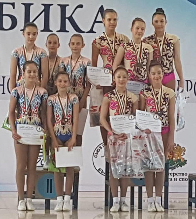 Силно представяне на „Мега спорт“ и „Виолена“ в Държавното по спортна аеробика