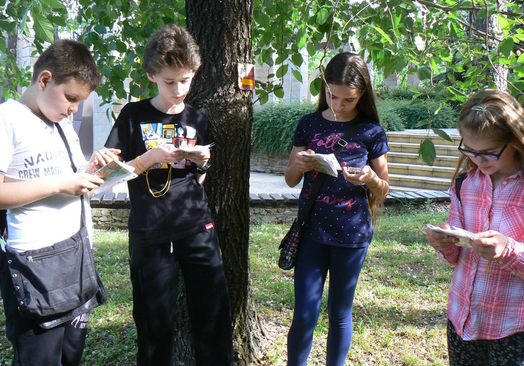 20 деца започнаха обучение по ориентиране в Хасково