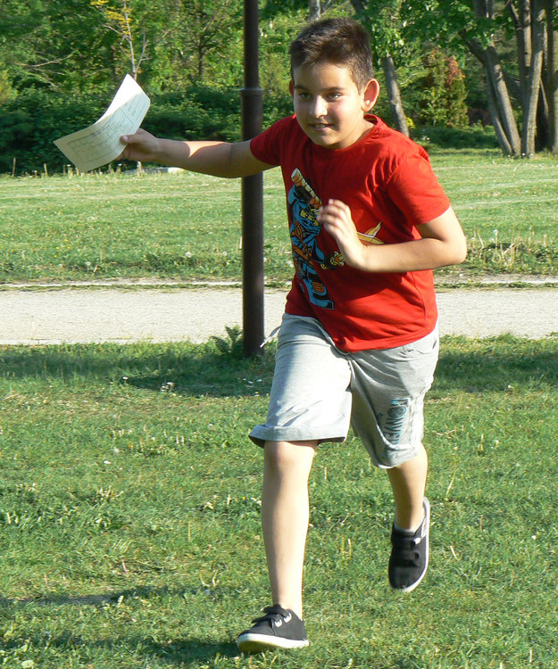 20 деца започнаха обучение по ориентиране в Хасково