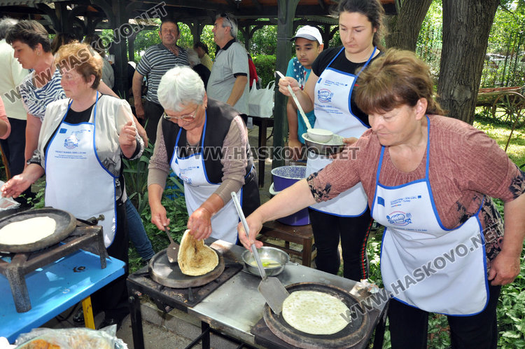 Кулинари от региона показват майсторлък на изложение в Харманли