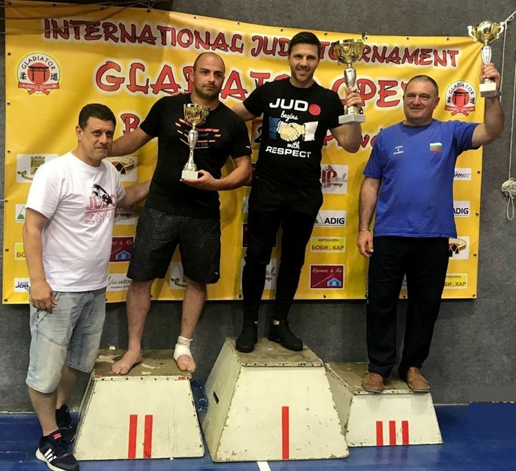 Хасковските джудисти отборни шампиони в международен турнир