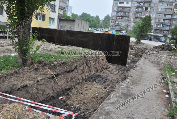 7 блока в Орфей периодично без вода за 2 седмици, започна благоустрояването в квартала