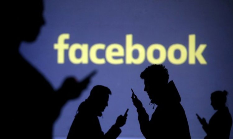 Официално: Facebook става мрежа за самотни сърца