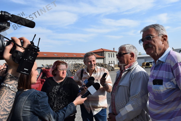 Параклис пътува стотици километри от Бургас до Кърджали, ще се издига над Главатарци