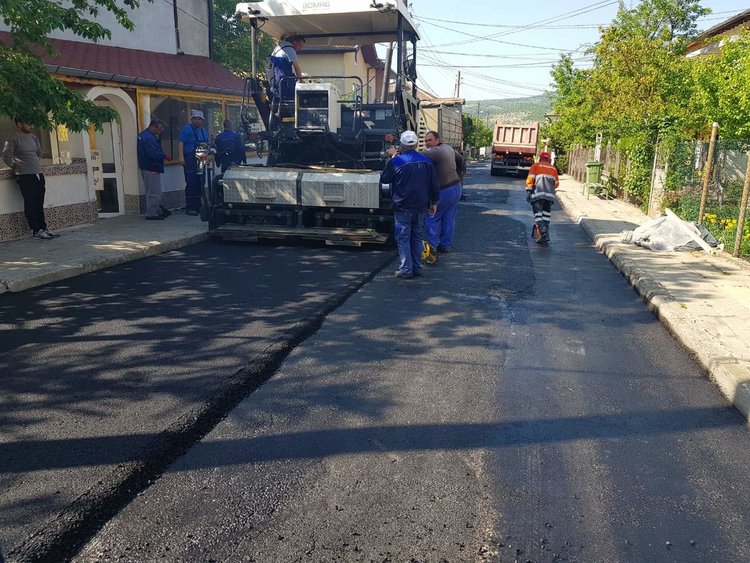 Рехабилитират 20 улици в община Момчилград