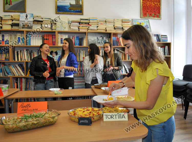 Паелята номер едно в испанската седмица на Езиковата