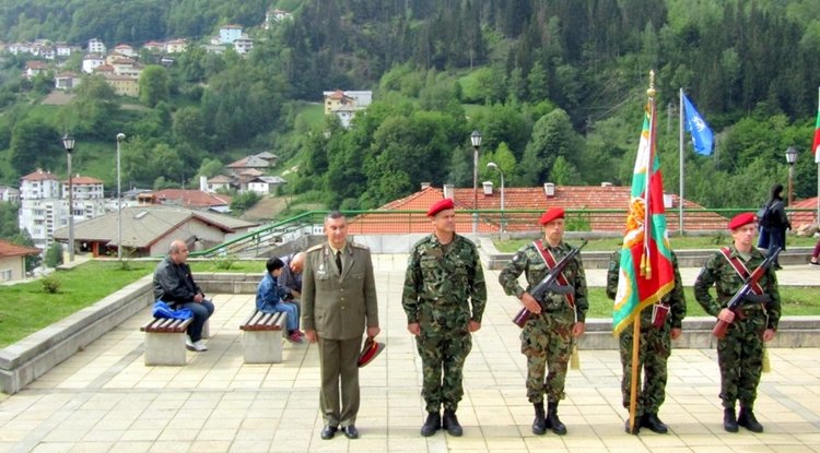Тържество и водосвет за Деня на Българската армия в 101 Алпийски полк в Смолян, единствен в страната