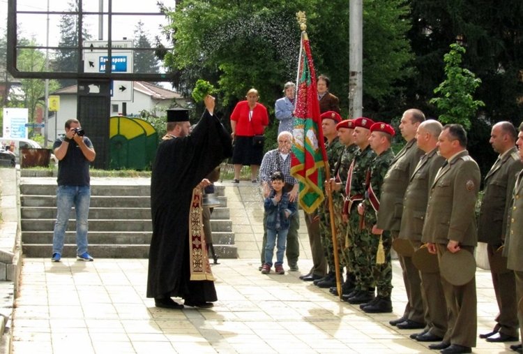 Тържество и водосвет за Деня на Българската армия в 101 Алпийски полк в Смолян, единствен в страната